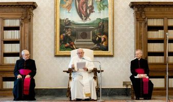 Ватикан расследует трату $200 млн пожертвований на элитное жилье в Лондоне